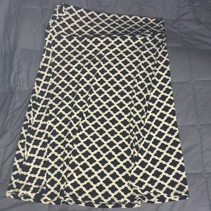 LuLaRoe Azure Skirt 3Xl NWOT, black, gold, white